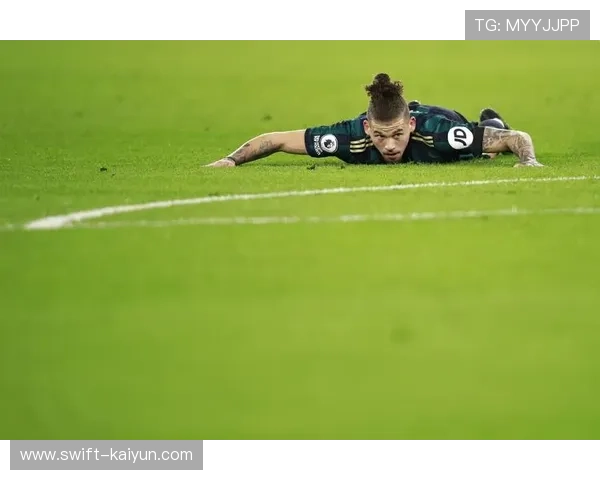 私生活低调且事业辉煌的足球女主角如何在赛场与生活中找到平衡